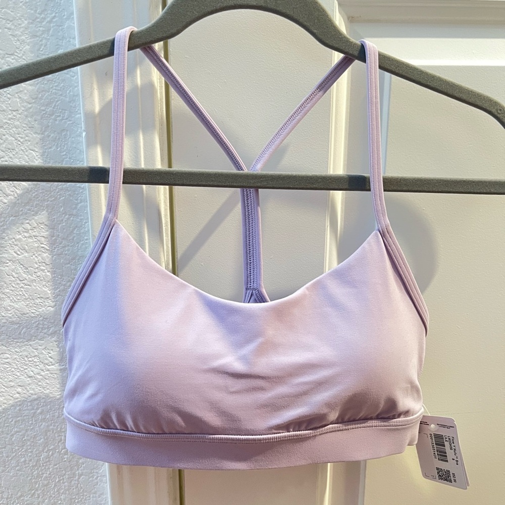 🍋LULULEMON Flow Y Bra Nulu Light Support, A-C Cups • Size 8 • Lilac Ether